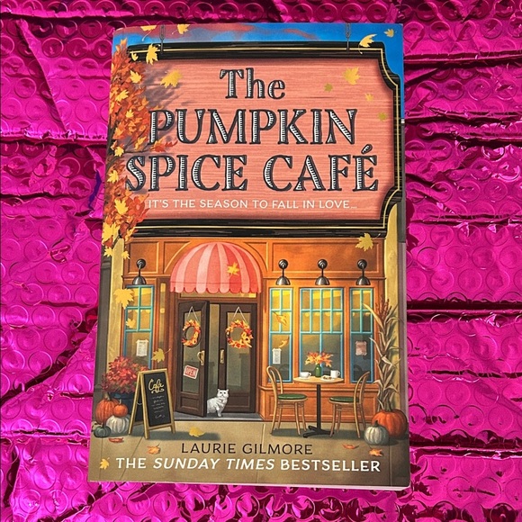 Other - The Pumpkin Spice Café Book by Laurie Gilmore
